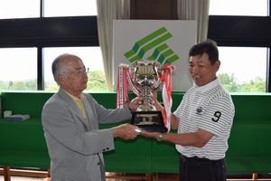 優勝　宮下氏